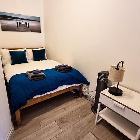 Newly Refurbished Flat In Central Cheltenham With Parking Exteriér fotografie