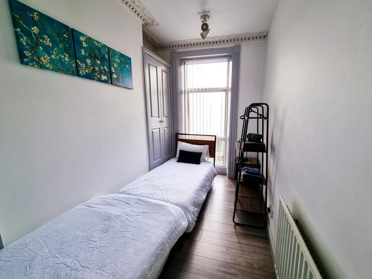 Newly Refurbished Flat In Central Cheltenham With Parking Exteriér fotografie